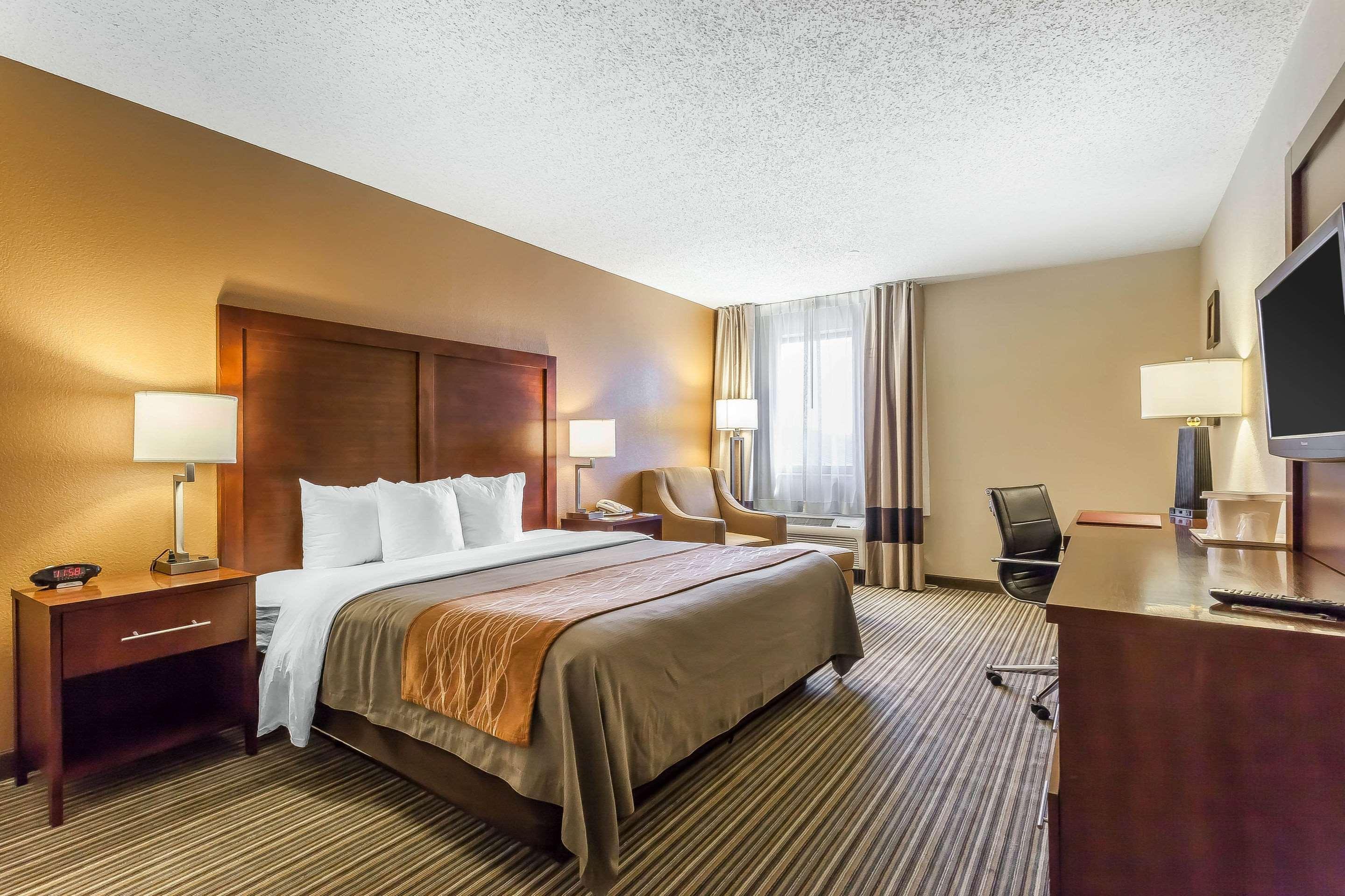 Comfort Inn - Hall Of Fame Canton Buitenkant foto