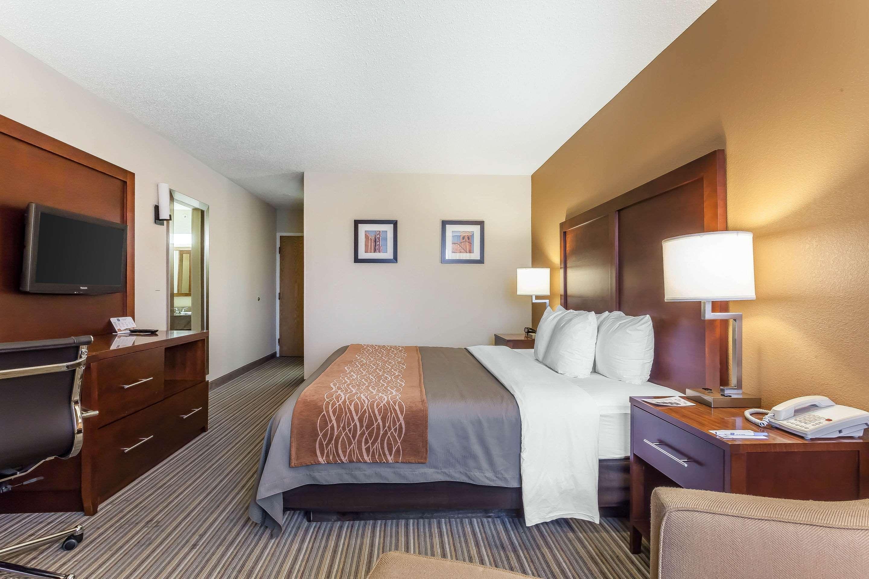 Comfort Inn - Hall Of Fame Canton Buitenkant foto