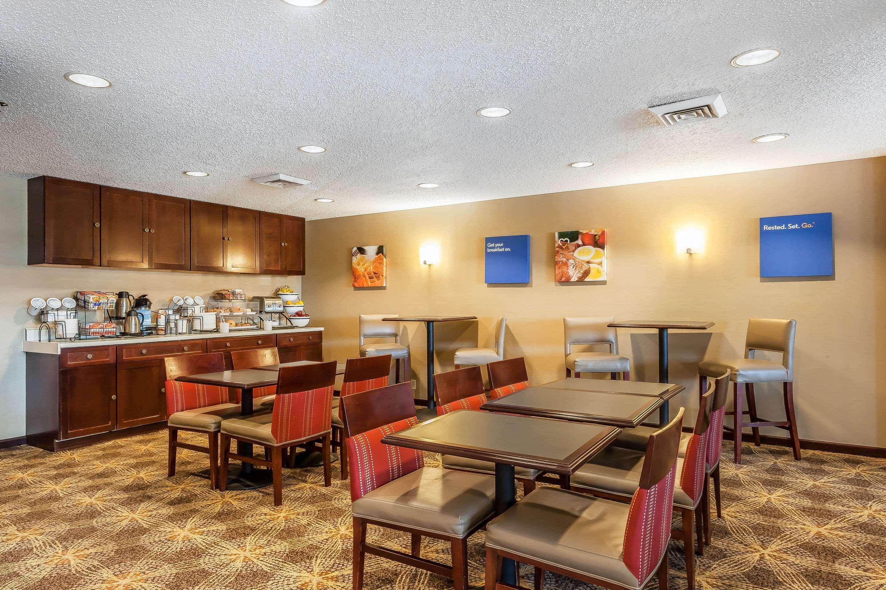 Comfort Inn - Hall Of Fame Canton Buitenkant foto