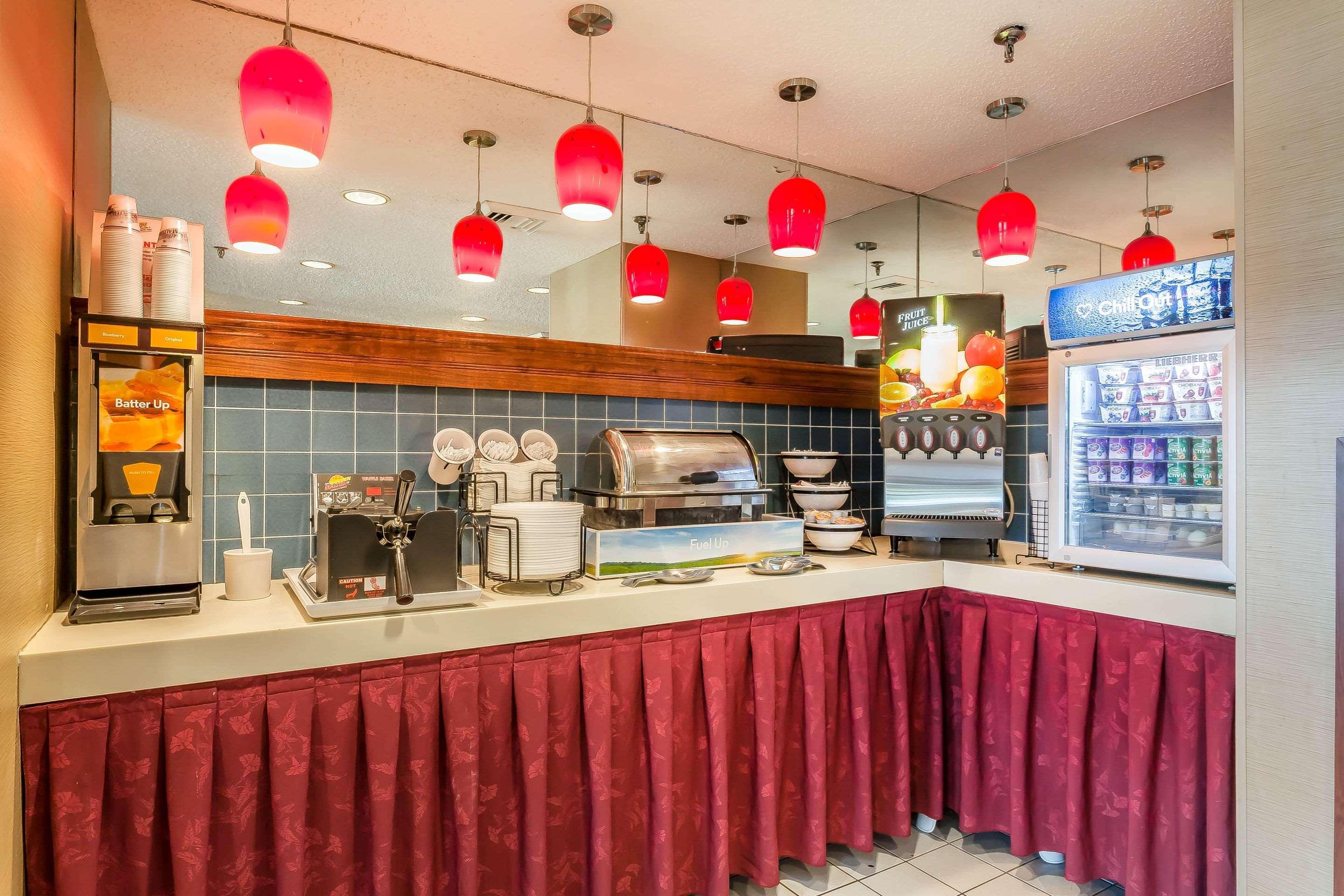 Comfort Inn - Hall Of Fame Canton Buitenkant foto