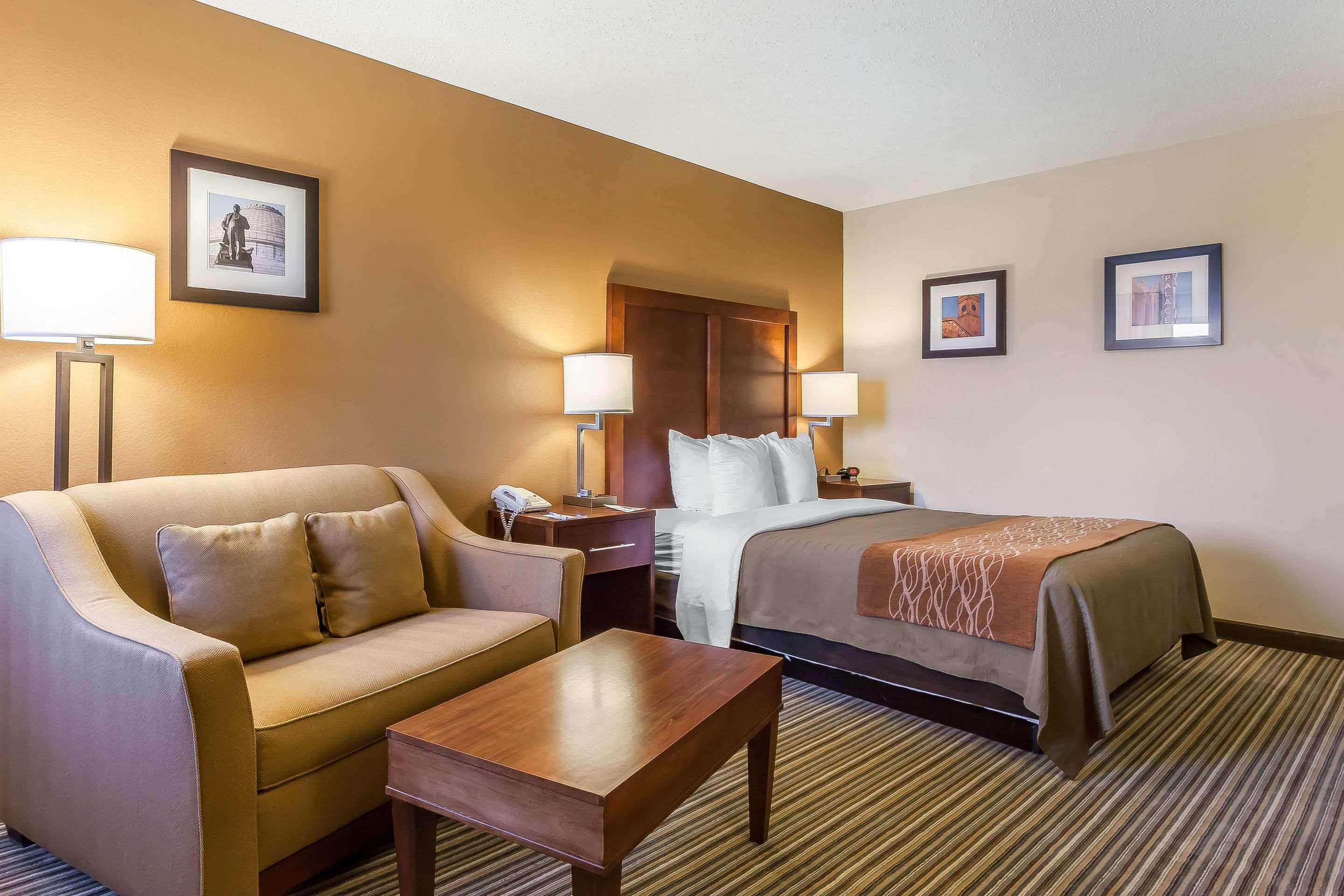 Comfort Inn - Hall Of Fame Canton Buitenkant foto