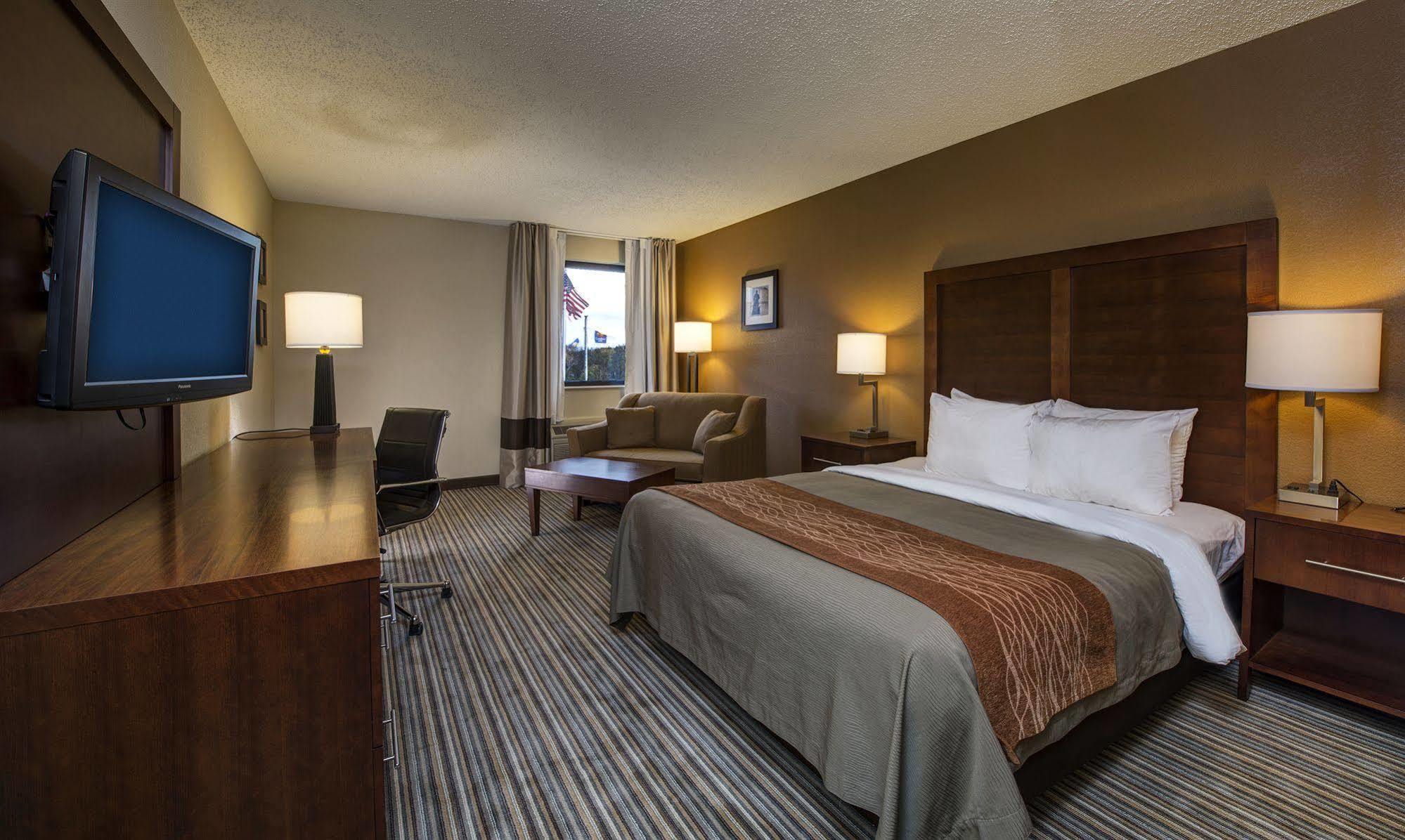 Comfort Inn - Hall Of Fame Canton Buitenkant foto