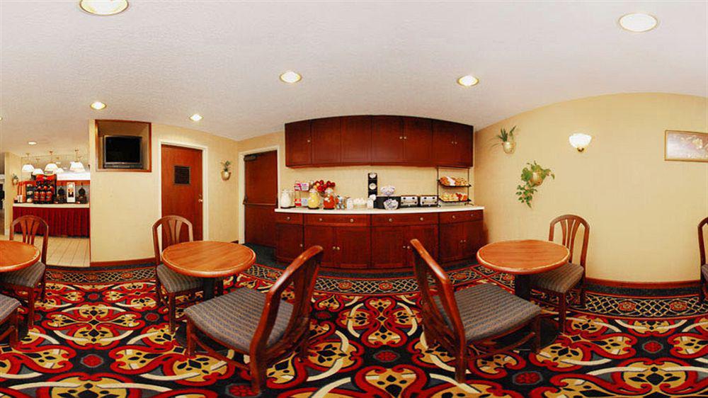 Comfort Inn - Hall Of Fame Canton Buitenkant foto
